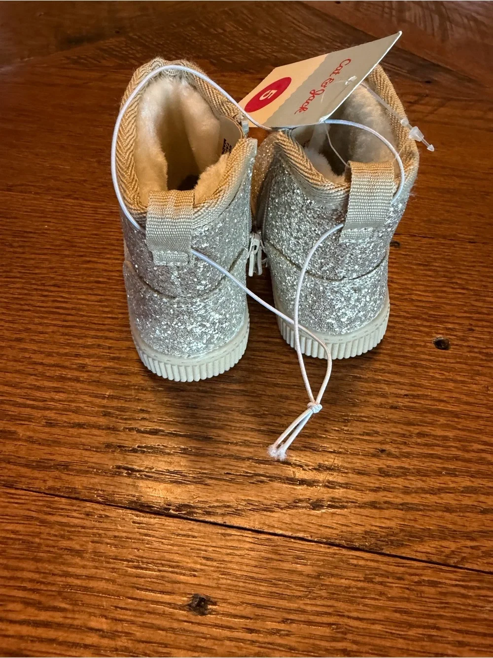 Cat & Jack Girls Glittery gold Faux-Fur Lined Boots Sz 5